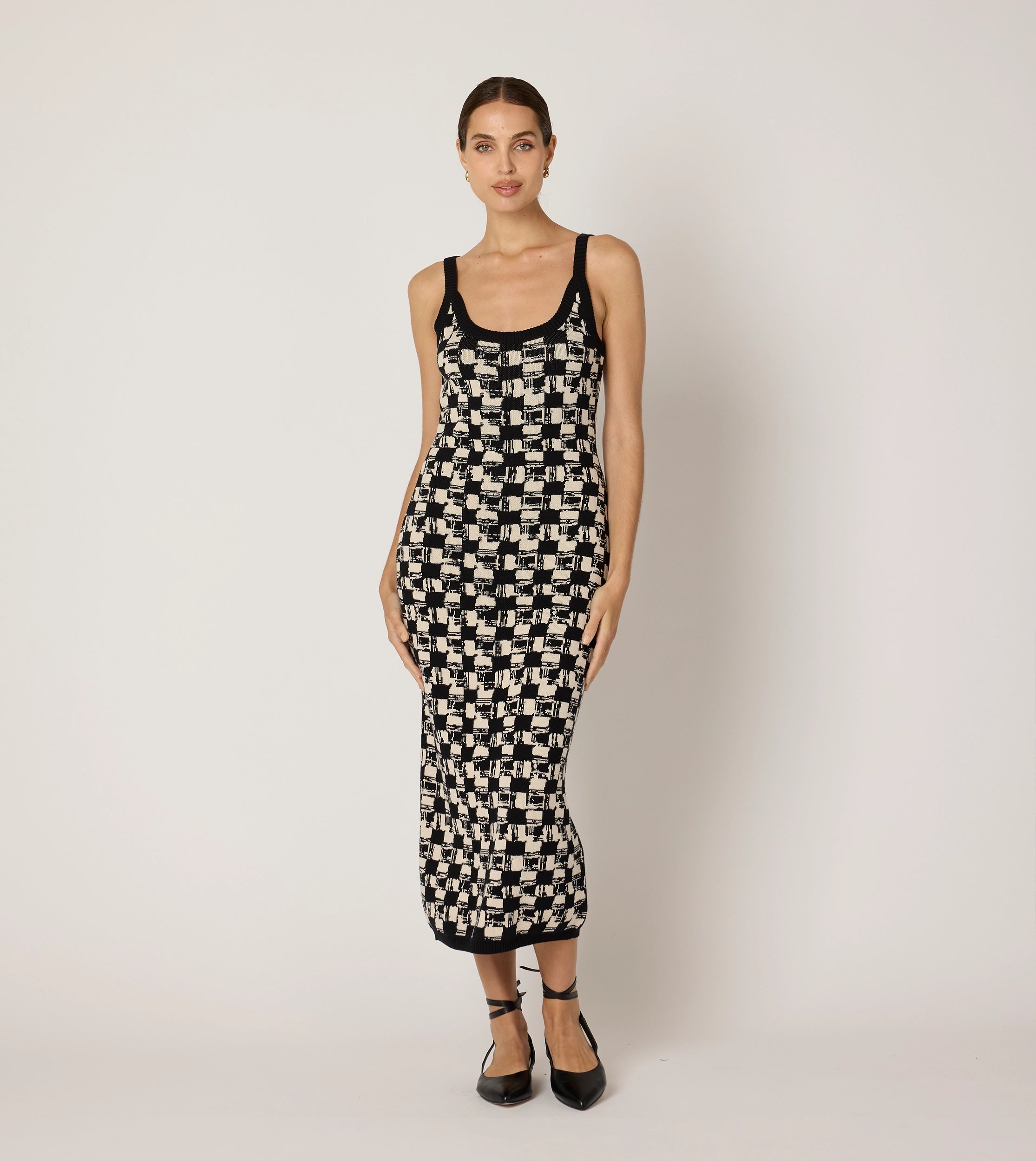 Refined Fashion Sale Effortless Grace Payton Midi Dress | Biarritz Black