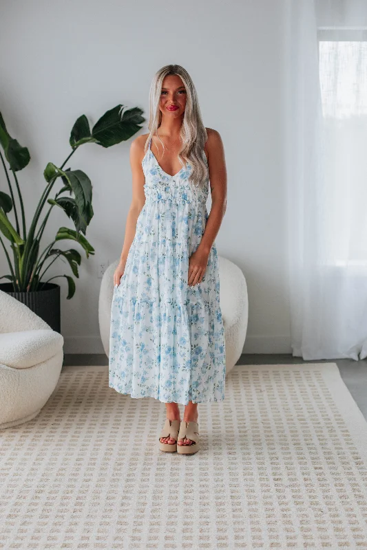 Statement Fashion Offers Feminine Flow Delani Midi Dress